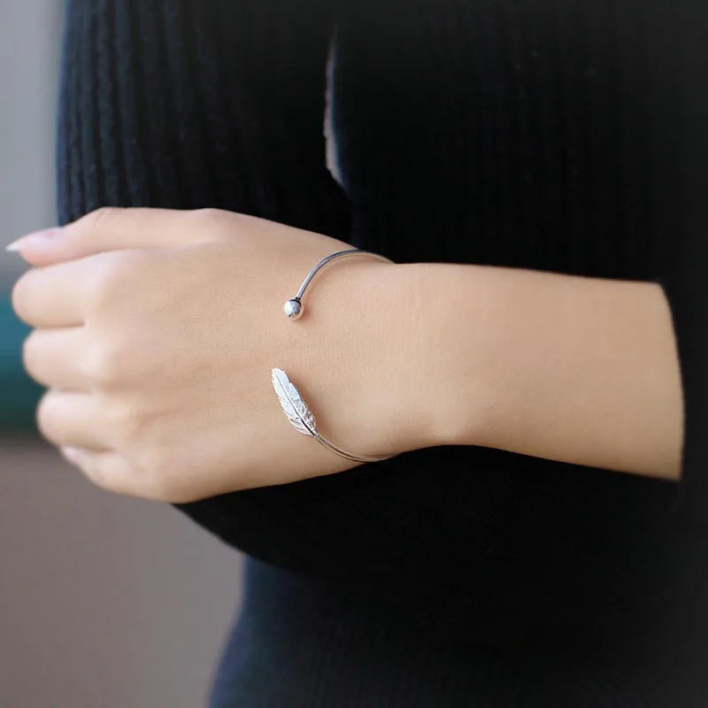 Silver Feather Bangle Women's Jewelry Gift Anti-allergy Pulseira