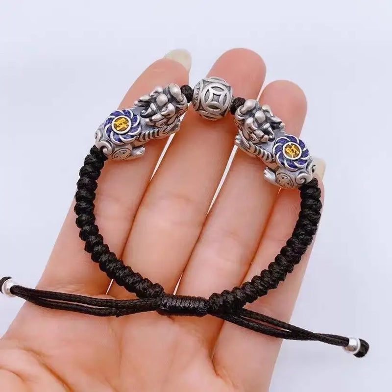 Retro Hand-Woven Pixiu Bracelet for Men and Women