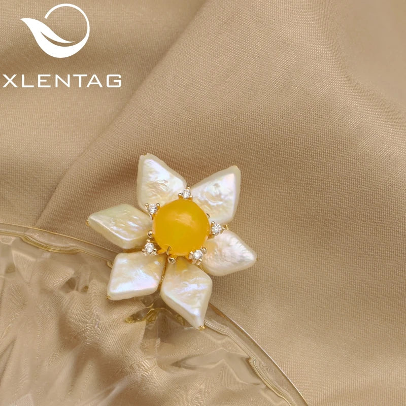 Baroque Pearls Yellow Jade Floral Women Brooches Wedding Gift