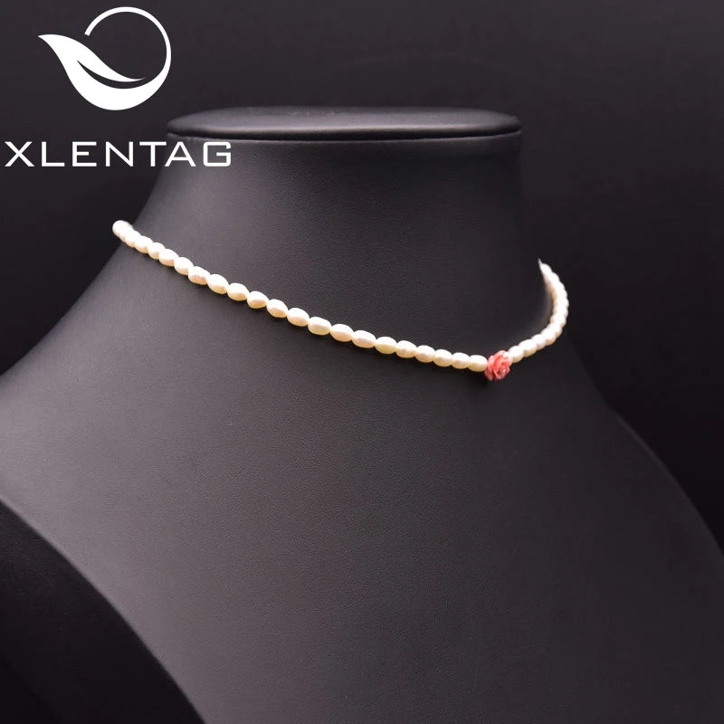 Coral Pink Embossed Pearl Clavicle Chain Women Retro Jewelry
