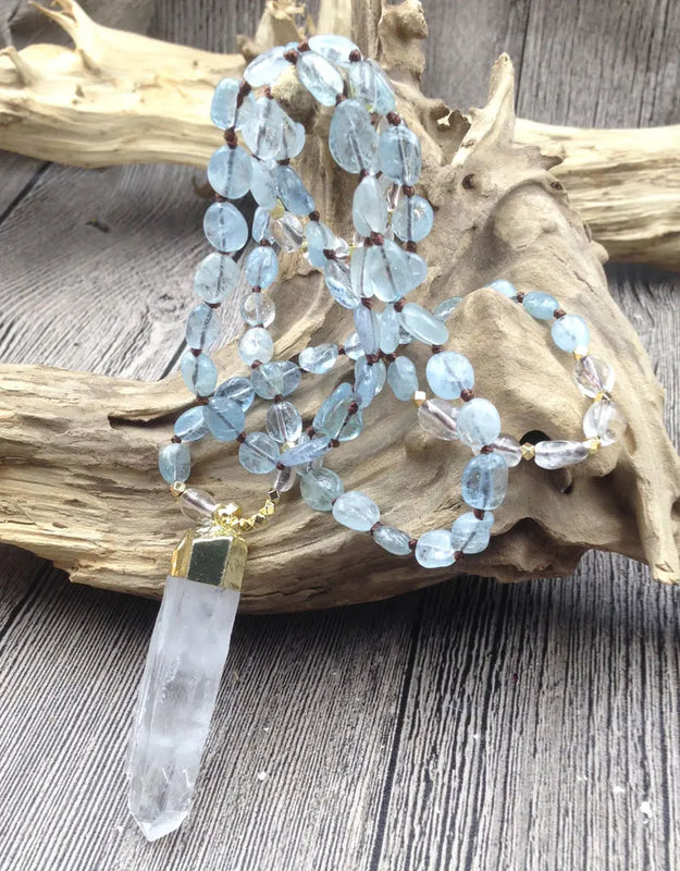 Natural Quartz Pendant Aquamarines Beads Knot Necklace