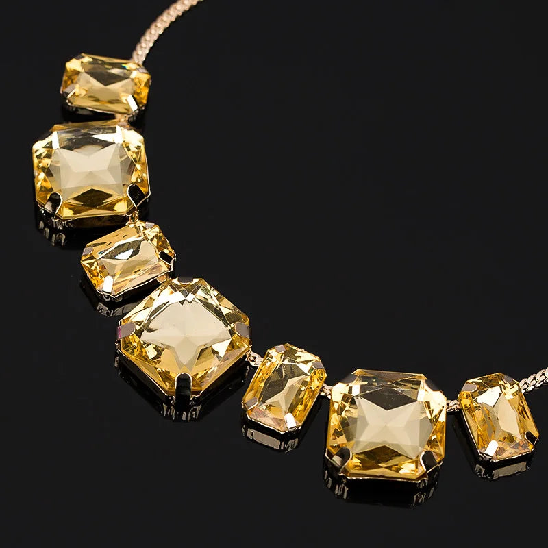 Vintage Crystal Necklace Gem Short Necklace Female N022