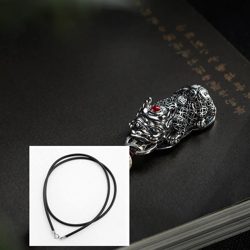 YH Pixiu Car Key Chain Pendant High-end Key Pendant Gift