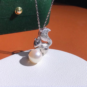 925 Silver Necklace 8-9mm Pearl Squirrel Pendant