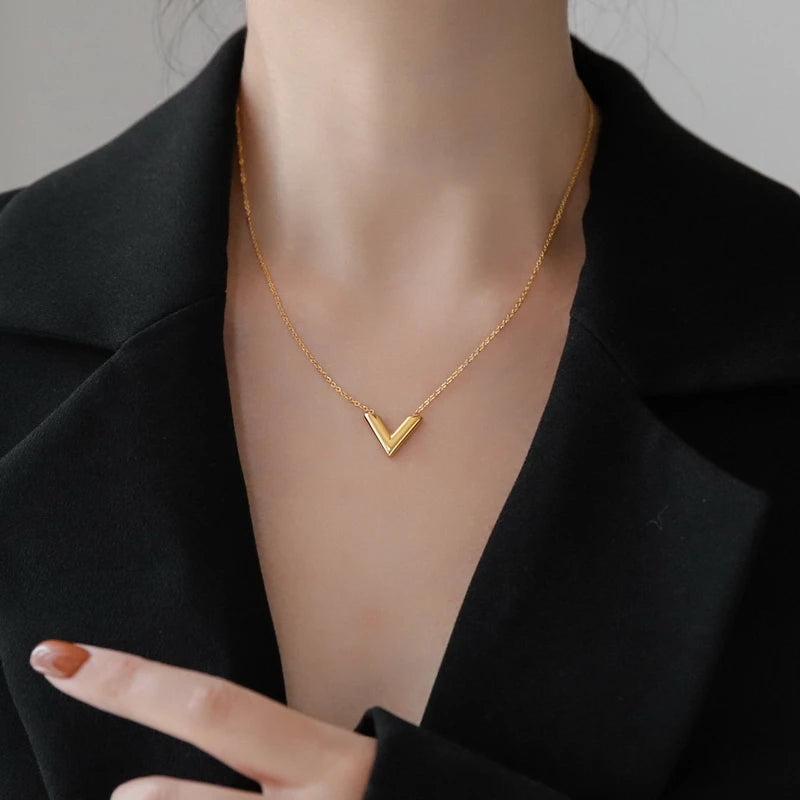 V Pendant Necklace Chain 18K Titanium Steel Jewelry Gift