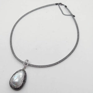 YYGEM 19'' 24x31MM Nucleated Flameball Baroque Pearl Pendant Necklace