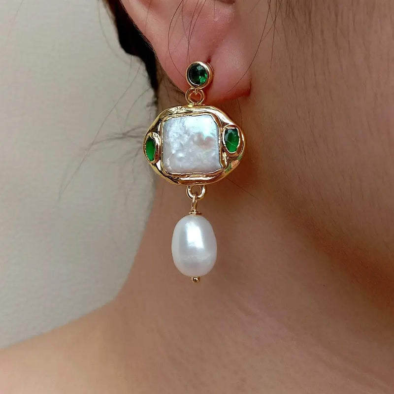 YYGEM Square Pearl Rice Pearl Green Crystal Stud Earrings
