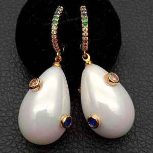 YYGEM White Sea Shell Pearl CZ Pave Hoop Earrings Wedding Party Jewelry