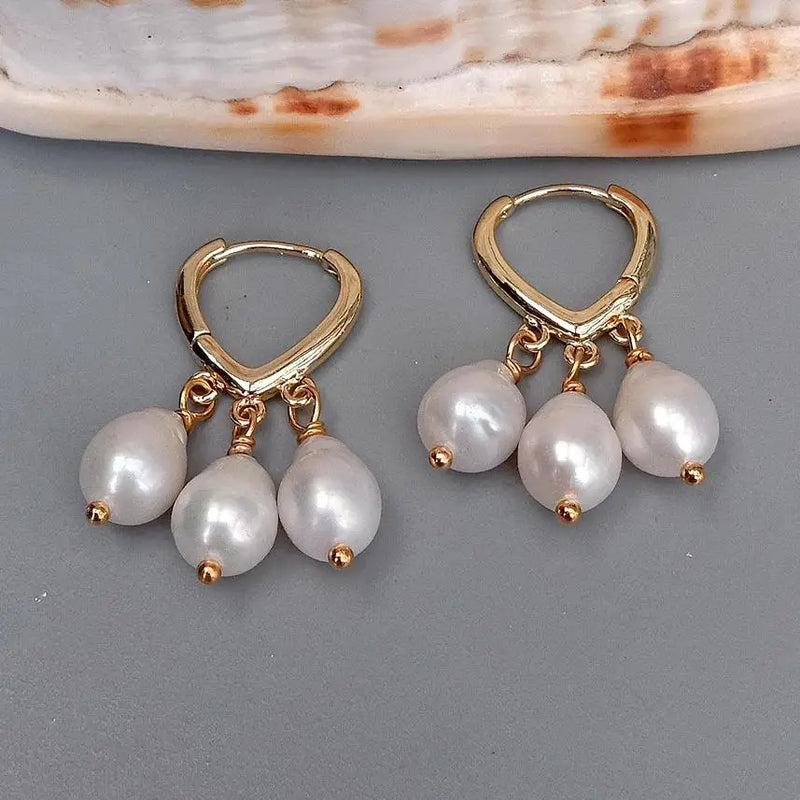 YYGEM 7*8mm Natural Flameball Pearl Hoop Earrings
