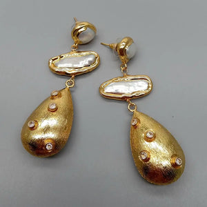 Biwa Pearl Teardrop Stud Earrings with Cz Pave