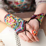 Yang Liping Retro National Style Hand Embroidered Gloves