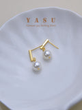 Yasu 925 Silver Grey Pearl Stud Earrings