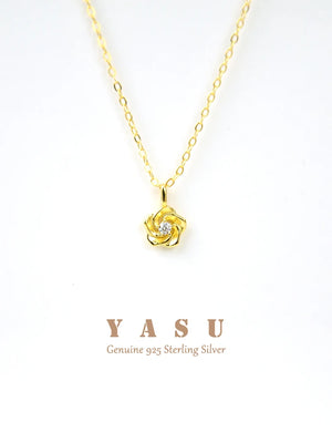 Yasu 925 Silver Flower Pendant Necklace 14k Plated Chain Gift