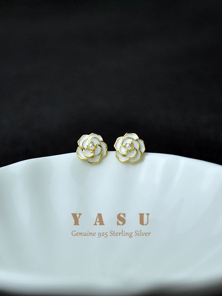 Yasu Enamel Camellia Pearl Stud Earrings 925 Silver