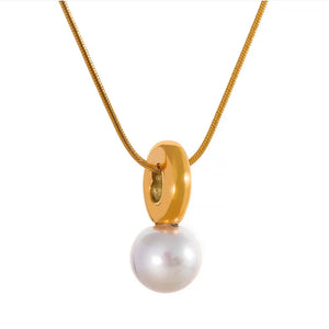 Shell Pearls Pendant Stainless Steel Golden Necklace Charm High Jewelry