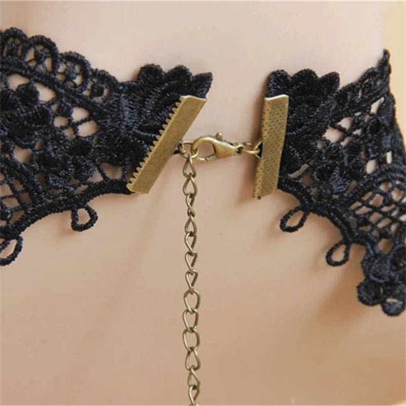 Gothic Lace Choker Necklace Pendant Vintage Women Accessories