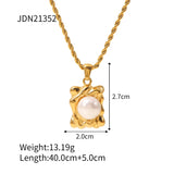 Youthway Vintage Pearl Pendant Necklace
