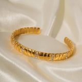 Youthway Waterproof Stainless Steel Open Bangle Women Charm Jewelry