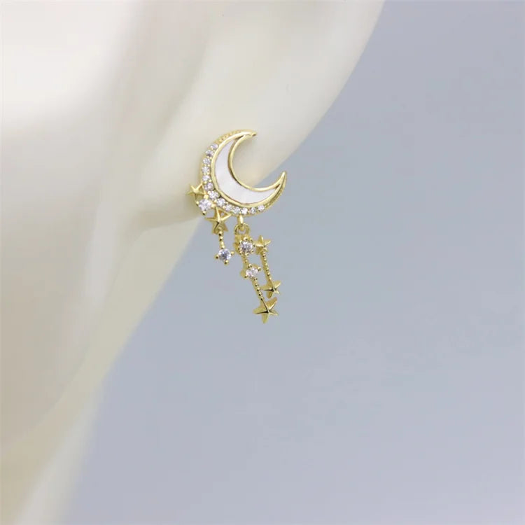 ZFSILVER Diamond-set Shell Moon Star Earrings