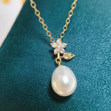 ZHBORUIN 18K Plating Pearl Pendant Necklace Flowers Leaves