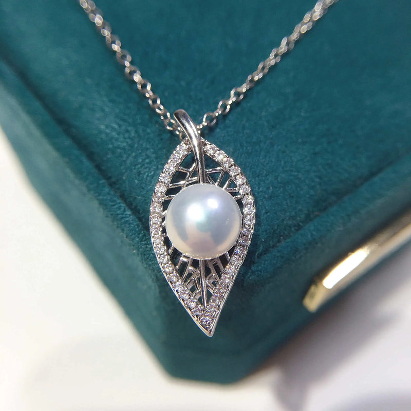 ZHBORUIN Leaf Pearl Necklace Freshwater Pearl 925 Sterling Silver Pendant