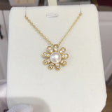 ZHBORUIN Daisy Pearl Pendant 925 Silver and 18K Plating Jewelry