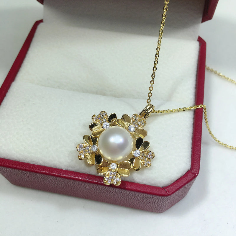 ZHBORUIN Flower Pearl Necklace Natural Freshwater Pearl Pendant Chain Gift