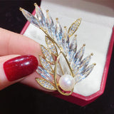 Freshwater Pearl Brooch Austria Crystals Creative Brooch Pins