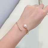 Zircon Leaf Bracelet with Freshwater Pearl