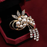 Crystal Pearl Flower Brooch Wedding Accessories