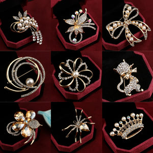 Crystal Pearl Flower Brooch Wedding Accessories