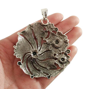 2pcs Large Boho Flower Charms Pendants for Necklace