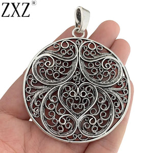2pcs Tibetan Silver Filigree Flower Round Charms Pendants for Necklace Making