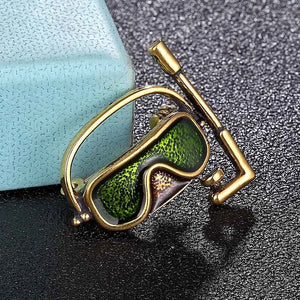 Vintage Green Enamel Breathing Tube Brooch