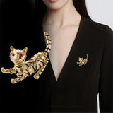 Antique Alloy Tiger Brooches for Men and Women, Animal Corsage Accessory