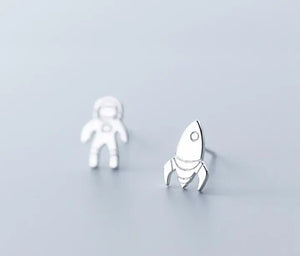 925 Sterling Silver Astronaut & Rocket Stud Earrings for Child GTLE2702