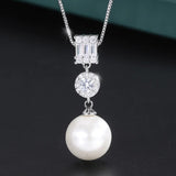 Gold-Plated Fritillaria Pearl Diamond Pendant