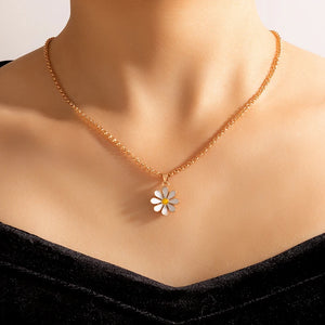 Bohemian Daisy Pendant Necklace Charm Flowers Choker Jewelry