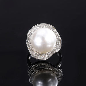 Rose Geometric Diamond Shell Beads Ring Pendant