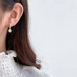 E6016 Light Sterling Silver Smiling Face Ear Buckle