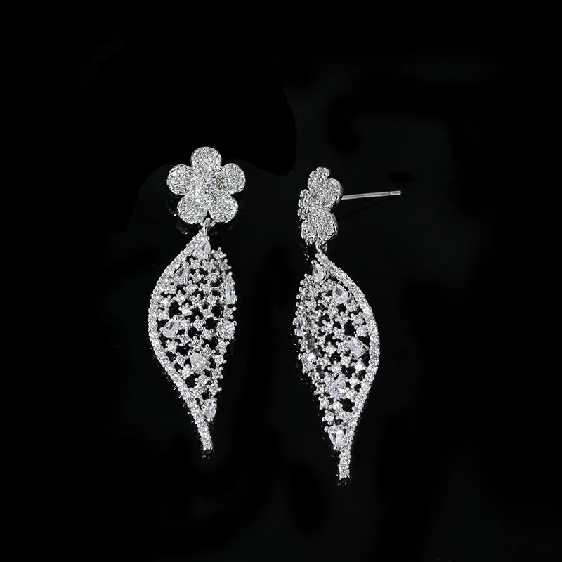 Liangya beauty Zircon Earrings, National Flower Design