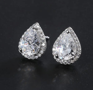 Carbon Simulated Drill Water Drop Earrings Set