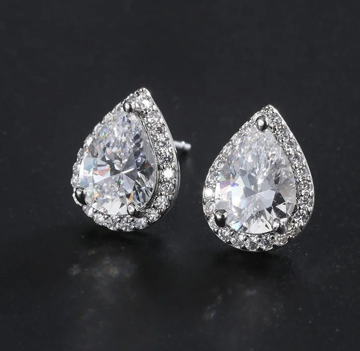 Carbon Simulated Drill Water Drop Earrings Set
