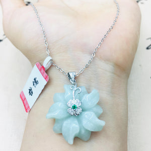 Burmese Ajadeite Sun Flower Pendant Necklace 925 Sterling Silver Lady Jade Chain
