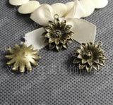 50pcs Antique Bronze Flower Shape Charms Pendants DIY Jewelry Findings JYA2829