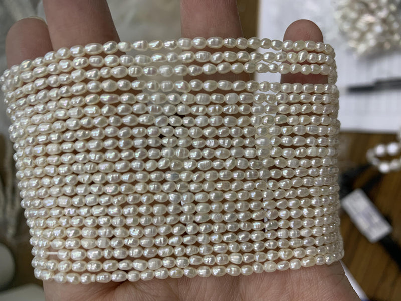 2-2.5mm Rice Shape Pearl Strand