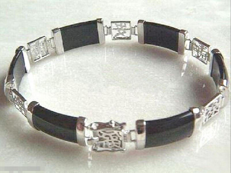 Agate Jade 18KGP Fortune Bracelet with Link Clasp