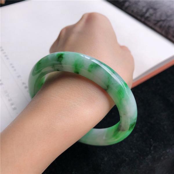 Zheru Jewelry Natural Two-Color Burmese Jadeite 54mm-64mm Bracelet