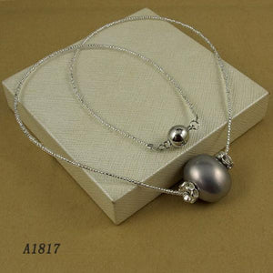 Big Size Gray Shell Pearl Necklace with Magnet Clasp