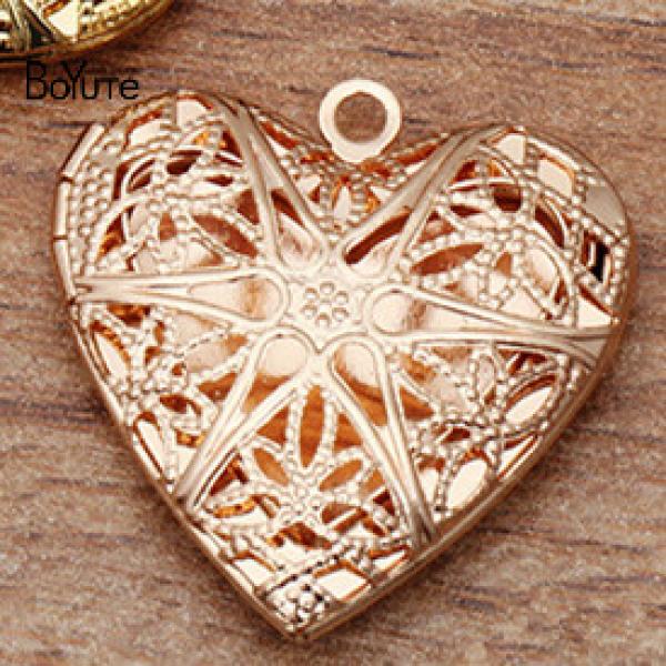 BoYuTe 26MM Filigree Heart Photo Locket Metal Brass Locket Pendant